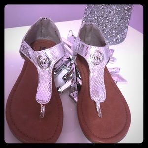 Michael Kors girls sandals, silver, size 1